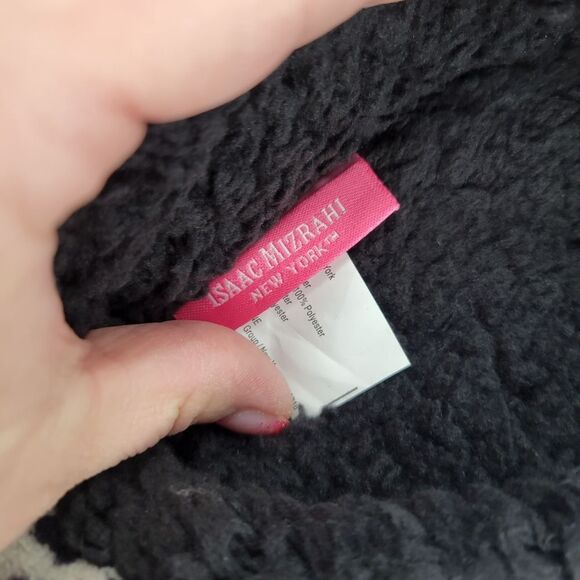 Isaac Mizrahi Leopard Cheetah Print Slippers - Picture 5 of 5